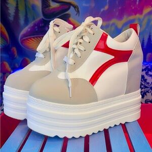 Stylish Women's Platform Sneakers - Red and White